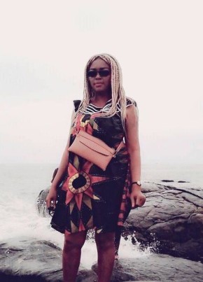 Suzanne, 40, Republic of Cameroon, Kribi