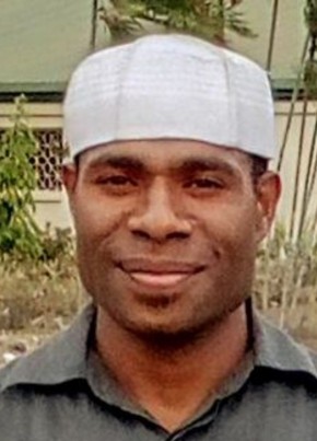 Yusuf Walter, 28, Papua New Guinea, Port Moresby