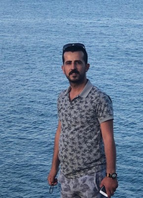 REMZİ, 36, Türkiye Cumhuriyeti, Sultangazi