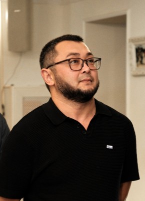 Павел из Тюмени 41 год