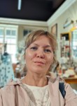 Alina, 56, Moscow