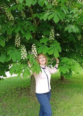 Марина, 48, Россия, Москва