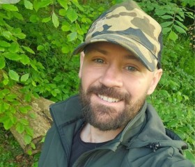 Dylan frank, 46, Indianapolis