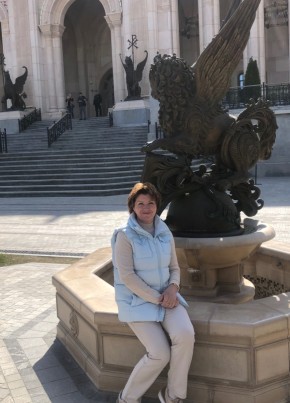 Irina, 69, Russia, Bakhchysaray