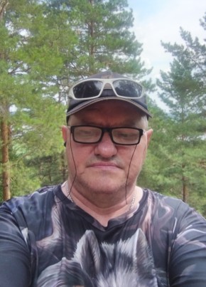 Виталий из Томска 52 года