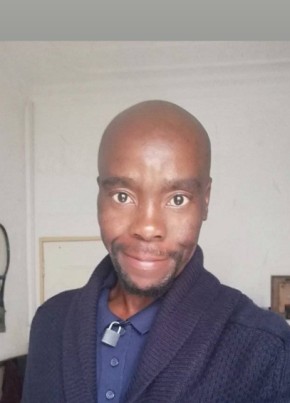 Clayton, 40, iRiphabhuliki yase Ningizimu Afrika, IGoli