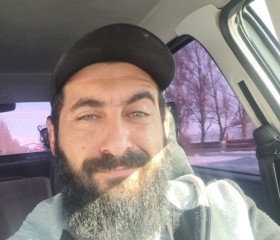 Ar, 35, Yerevan