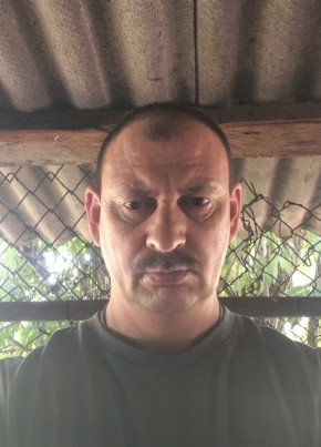 Сергей из Новопокровскаи 46 лет
