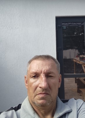 Виктор из Донское 54 года