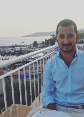 Byb, 35, Türkiye Cumhuriyeti, Antalya