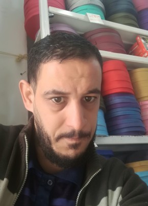 Salim, 32, People’s Democratic Republic of Algeria, Algiers