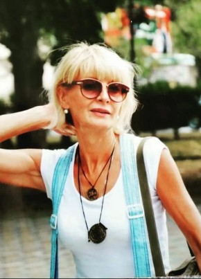 Елена Бабенков, 63, Россия, Москва