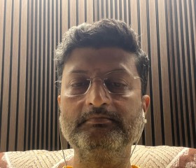 Fani, 53, Mumbai