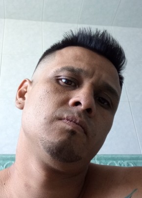 Adrian из Naucalpan de Juárez 18 лет