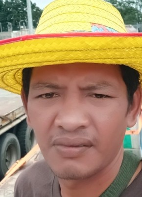 Arnon Thinsongno, 41, ราชอาณาจักรไทย, สุรินทร์