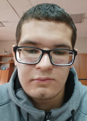 Nikolay из Прокопьевска 19 лет