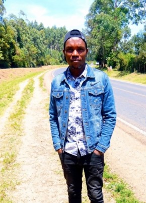 Ivan из Nakuru 28 лет