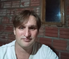 Guillermo, 45, Puerto Rico