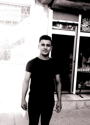 Azad, 21, Türkiye Cumhuriyeti, Ağrı