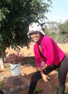 Lorato, 22, Botswana, Gaborone