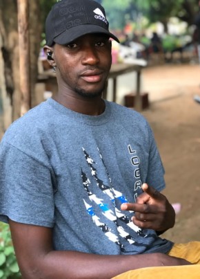 Zongo Omar, 28, Burkina Faso, Ouagadougou