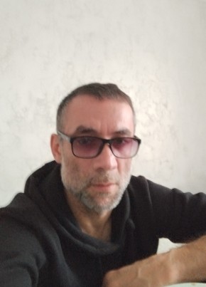 Николай, 38, Россия, Махачкала