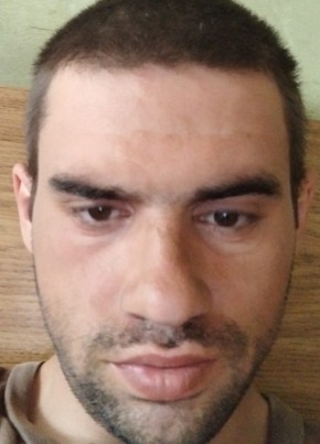 Word bună из Rădăuți 18 лет