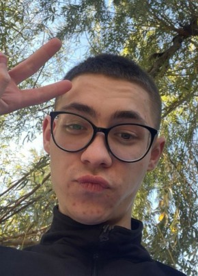Igor, 20, Russia, Podolsk