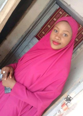 Maryam, 23, Nigeria, Abuja