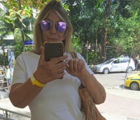 Ana, 60, Rio de Janeiro