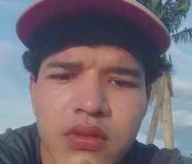 Carlos, 20, Barcelona