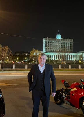 Мурат из Москвы 49 лет