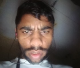Pankaj yadav, 23, Mumbai
