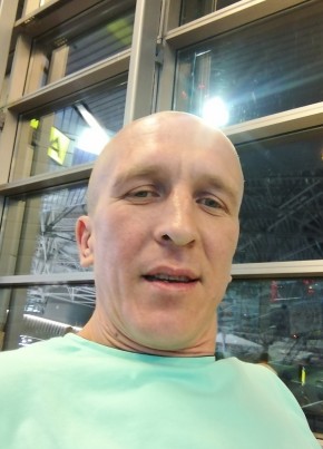 Дмитрий из Стерлитамака 46 лет