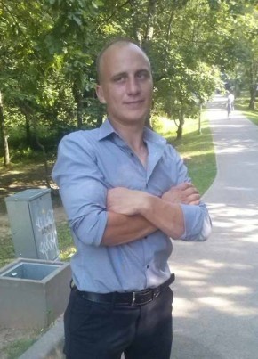 Romans, 35, Latvijas Republika, Salaspils
