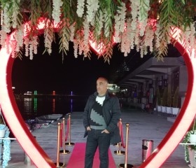 Ramil, 45, Mingelchaur