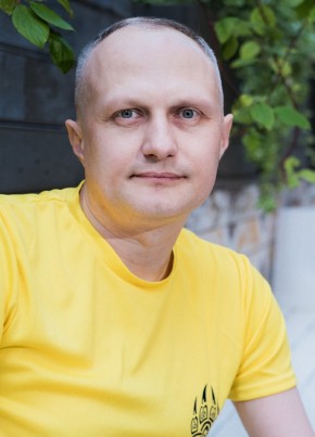 Александр из Москвы 44 года