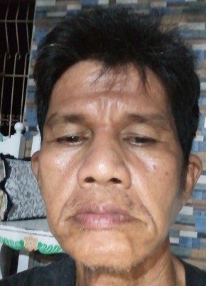 Edward Velasco, 61, Pilipinas, Lungsod ng San Fernando (Gitnang Luzon)