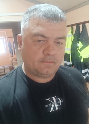 Александр из Котласа 54 года