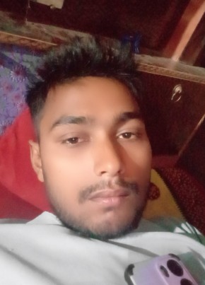 Dhiraj Rajput, 29, India, Lucknow