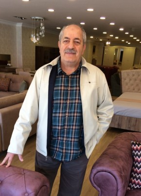 Mugo Cengiz , 59, Türkiye Cumhuriyeti, Edremit (Balıkesir)