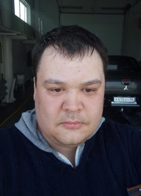 Русик, 35, Россия, Сургут