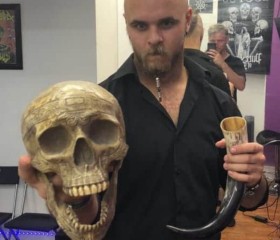 Satyr, 37, Harlow