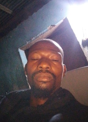 Konaté las из Bondoukou 20 лет