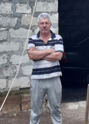 Sergey, 58, Russia, Simferopol