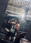 Kenglert, 25, Pinas