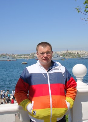 Aleksandr, 46, Russia, Simferopol