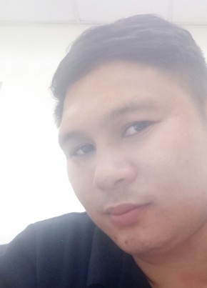 Robert, 24, Philippines, Pagbilao