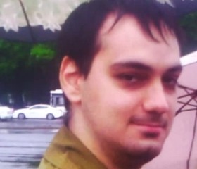 Maks, 30, Batumi