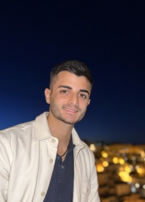 Vincenzo, 29, Repubblica Italiana, Taranto